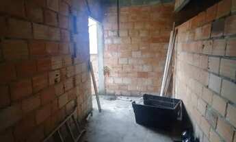 Imagem 5: CASA GEMINADA INACABADA