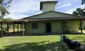 Imagem 2: Fazenda para Venda em Araruama, Área Rural de Araruama, 3 dormitórios, 1 banheiro, 2 vagas