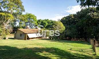 Imagem 7: Descubra o auge do luxo e tranquilidade nesta exclusiva Chácara/Haras de 11.000m² em Goiân