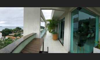 Imagem 4: Cobertura para venda possui 232 metros quadrados com 3 quartos em Centro - Bombinhas - SC