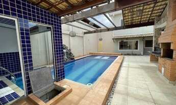 Imagem 5: Casa com 5 suítes e lazer completo na Praia do Morro