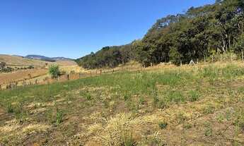 Imagem 2: Chácara com 3 dormitórios à venda, 3000 m² por R$ 225.000,00 - Centro - Toledo/MG