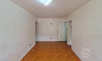 Imagem 2: Apartamento para venda possui 66 metros quadrados com 3 quartos em Centro - Florianópolis