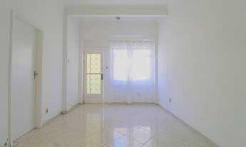 Imagem 4: Vila Isabel - R. Barão de Cotegipe - Casa de Vila - 02 Quartos