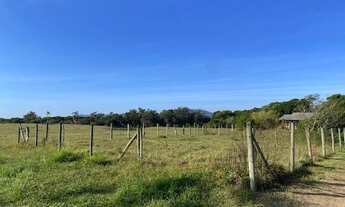 Imagem 2: Belo terreno à venda em Garopaba com 412m2 a caminho da Praia da Barra, com viabilidade
