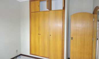 Imagem 6: Casa para venda possui 256 metros quadrados com 3 quartos em Vila Georgina - Campinas - SP