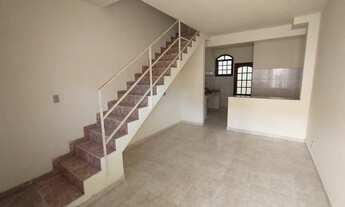 Imagem 3: Casa para aluguel com 65 metros quadrados com 2 quartos em Vila Muriqui - Mangaratiba - RJ