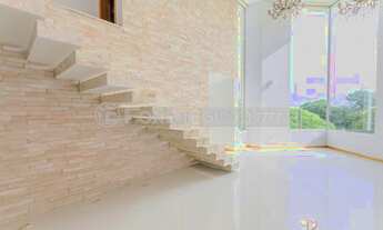 Imagem 4: Vendo Excelente casa 3 quartos suíte 2 garagens com 235m² privativos no Bairro Teresópolis