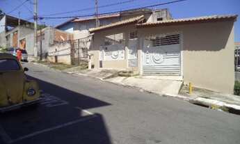 Imagem 2: Casa para Venda em Poá, Jardim Pinheiro, 3 dormitórios, 1 suíte, 2 banheiros, 3 vagas