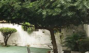 Imagem 2: Imóvel com ótima localização comercial para venda tem 200 metros quadrados com 4 quartos