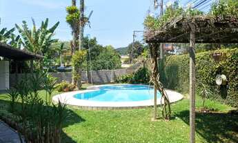 Imagem 3: Casa para venda possui 223 metros quadrados com 4 quartos em Carlos Guinle - Teresópolis