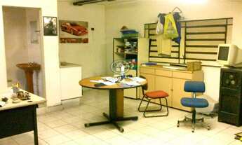 Imagem 5: Amplo Prédio Comercial. C/ 1 loja térrea e duas salas altas