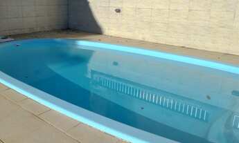 Imagem 3: Excelente casa com piscina na Estrada da Bica com 4 quartos