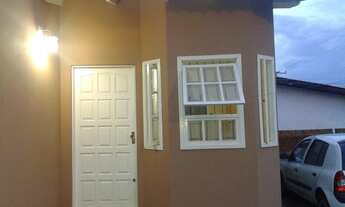 Imagem: Casa alvenaria, 02 dormitórios, Bairro