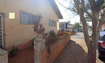 Imagem 2: Casa com 3 dormitórios à venda, por R$ 500.000 - Centro - Botucatu/SP