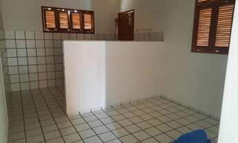 Imagem: LH Vendo casa em Jabaeté