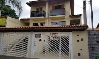 Imagem 2: Casa triplex à venda na Vila Fátima - Guarulhos, 3 suítes, 4 vagas na garagem