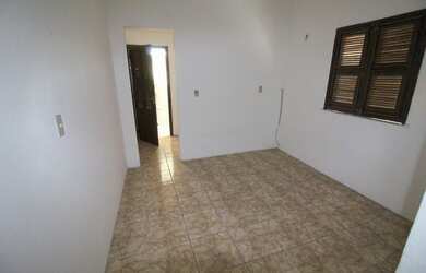 Imagem 3: Excelente quitinete com quarto, cozinha, wc social, área privativa 30m². Localizado na Ru