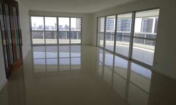 Imagem 2: Apartamento 04 suítes, andar alto, projetados, varanda, condomínio club no Altiplano