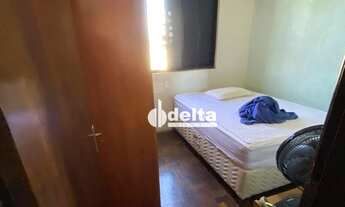 Imagem 5: Apartamento com 3 dormitórios à venda, 79 m² por R$ 210.000,00 - Marta Helena - Uberlândia