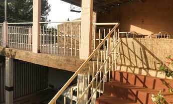 Imagem 4: Casa para venda possui 185 metros quadrados com 3 quartos em Jardim Califórnia - Goiânia