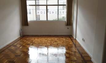 Imagem: Apto Centro, frente Museu Imperial, local