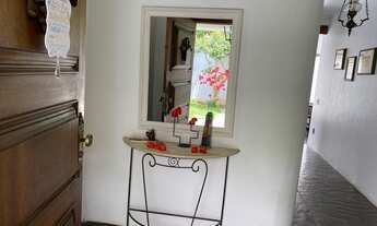 Imagem 7: Lindo Sobrado com 4 quartos duas suítes, e espaço com piscina