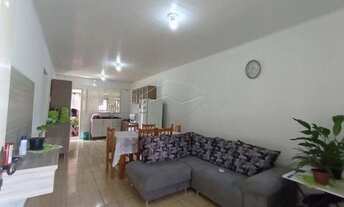 Imagem 3: Casa com piscina em ótima localização