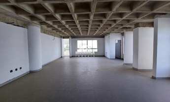 Imagem 2: Sala com ótima localização, vista privilegiada da Ibituruna, sol da manhã