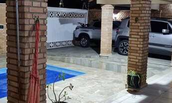 Imagem 4: Casa para venda possui 255 metros quadrados com 3 quartos