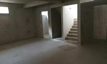 Imagem 2: Sobrado para Venda em Curitiba, Portão, 3 dormitórios, 2 suítes, 3 banheiros, 4 vagas