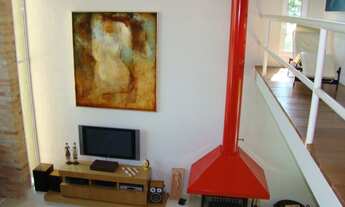 Imagem 6: Loft em condomínio para venda tem 300 metros quadrados com três quartos sendo duas suítes