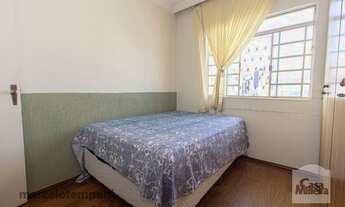 Imagem 6: Apartamento à Venda - Sagrada Família, 2 Quartos, 56 m²