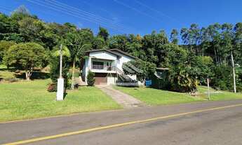 Imagem 4: Casa com amplo terreno e 4 quartos em Picada Café, na Serra Gaúcha
