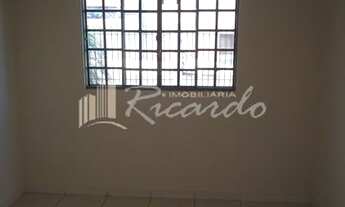 Imagem 3: Arapongas - Casa Padrão - Jardim Colúmbia III