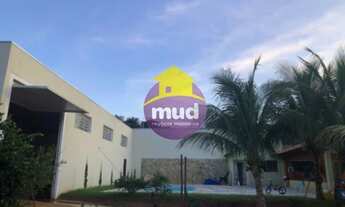 Imagem 3: IMOBILIÁRIA MUD RIO PRETO VENDE CHÁCARA COM 1800 METROS COM 4 DORMITÓRIOS E PISCINA