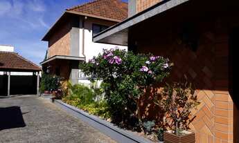 Imagem 3: Apartamento para venda tem 93 metros quadrados com 3 quartos nas Braunes- Nova Friburgo