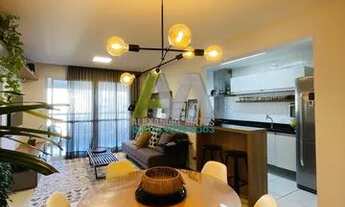 Imagem: Apartamento à venda no bairro Armação