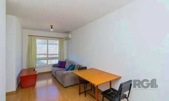 Imagem 2: Apartamento com 2 dormitórios, 1 vaga de garagem no Bairro Rio Branco