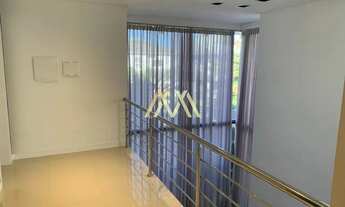 Imagem 7: Imóvel de 330 m2 com 5 suítes e vista para o lago no Condomínio Malibu