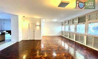 Imagem 2: EXcelente apartamento na quadra da praia, rua maravilhosa de Copacabana, 180m2!
