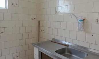 Imagem 6: Apto padrão 2 quartos ,sala ,cozinha , banheiro e área de serviço