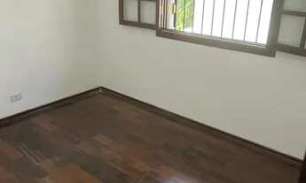 Imagem 5: Excelente sobrado - RUA SEM SAIDA - ESTILO COLONIAL