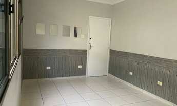 Imagem 7: Apartamento em Santos, no Campo Grande; 02 dormitórios; reformado; 1º andar; vaga demarcad