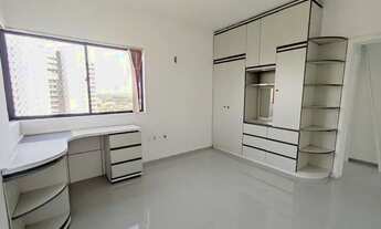 Imagem 6: Apartamento para aluguel possui 179 metros quadrados com 3 quartos