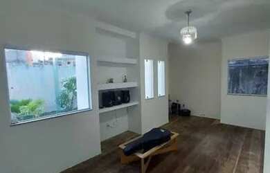 Imagem 3: Casa em Rua Pública na Coroa do Meio