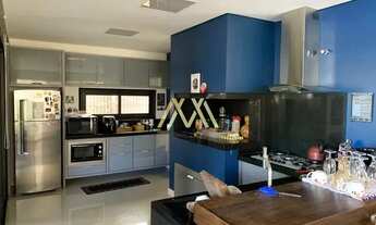 Imagem 3: Imóvel de 330 m2 com 5 suítes e vista para o lago no Condomínio Malibu