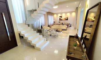 Imagem 2: MARAVILHOSA CASA TÉRREA com 470m² e 7 BANHEIROS EM CONDOMÍNIO DE ALTO PADRÃO