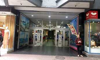 Imagem 6: Loja com 30 m2 no melhor de Ipanema. Banheiro interno próprio, ar condicionado central e a