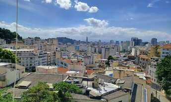 Imagem 2: Samta Teresa com varanda e vistão